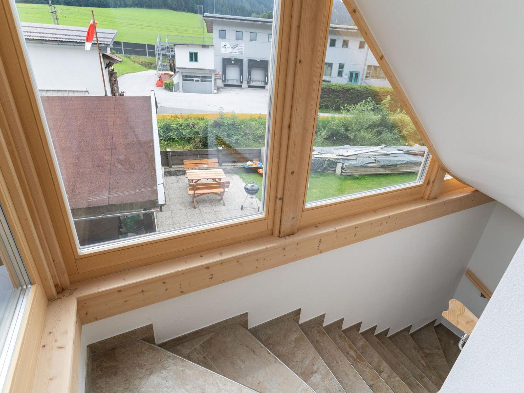 Central Apartment With Balcony Terrace Garden Deckchairs ブリクセン イン ターレ エクステリア 写真